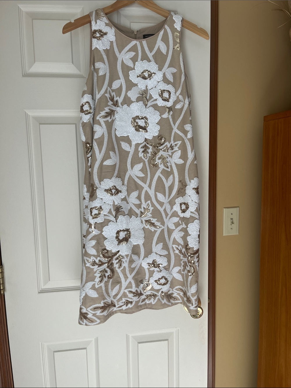 Beige Floral Sequin sheath dress, with white accents